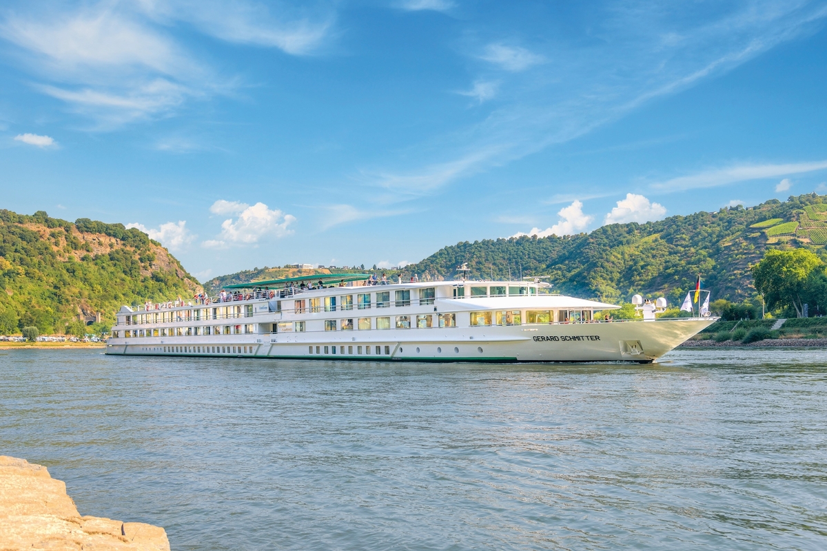 The romantic Rhine valley and Holland (port-to-port cruise)